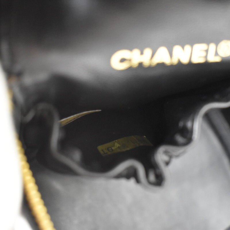 Chanel Cc Logo Bicolore Vanity Hand Bag
