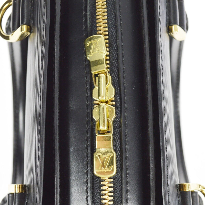 Louis Vuitton Pont Neuf Handbag Black