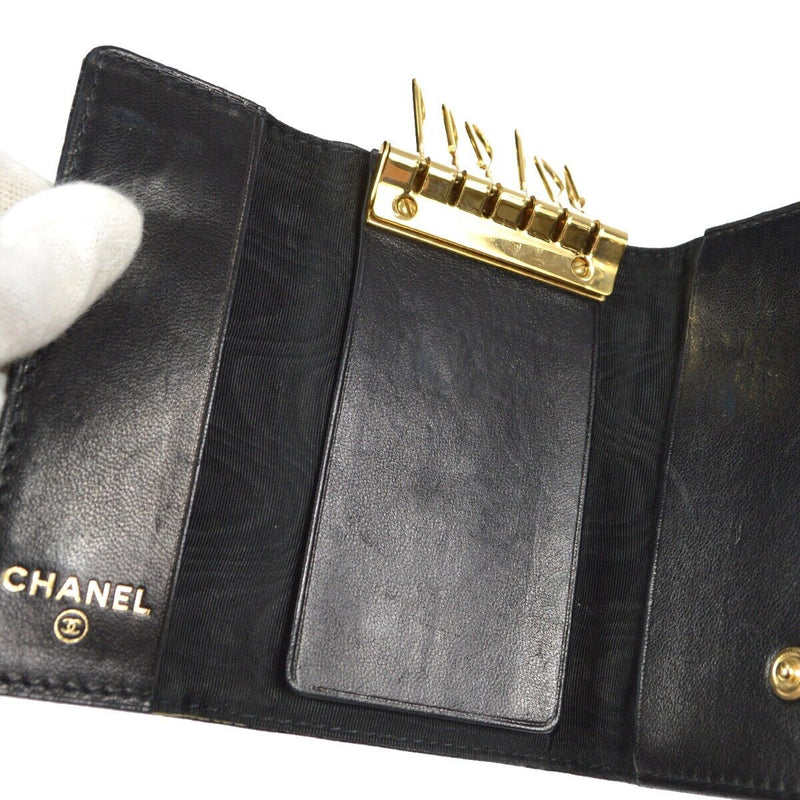 Chanel Key Case Black Caviar Small Good