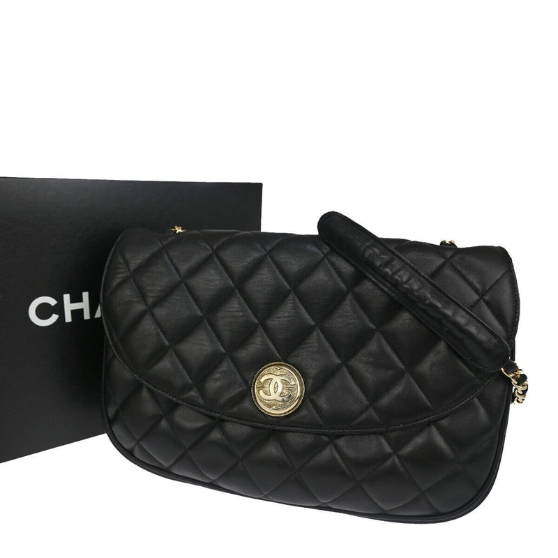 Chanel Cc Logo Matelasse Chain Shoulder