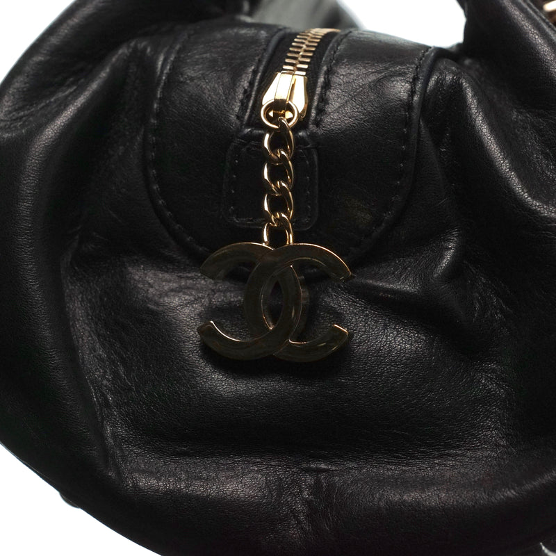 Pre-loved authentic Chanel Black Lamb Leather Hand Bag sale at jebwa