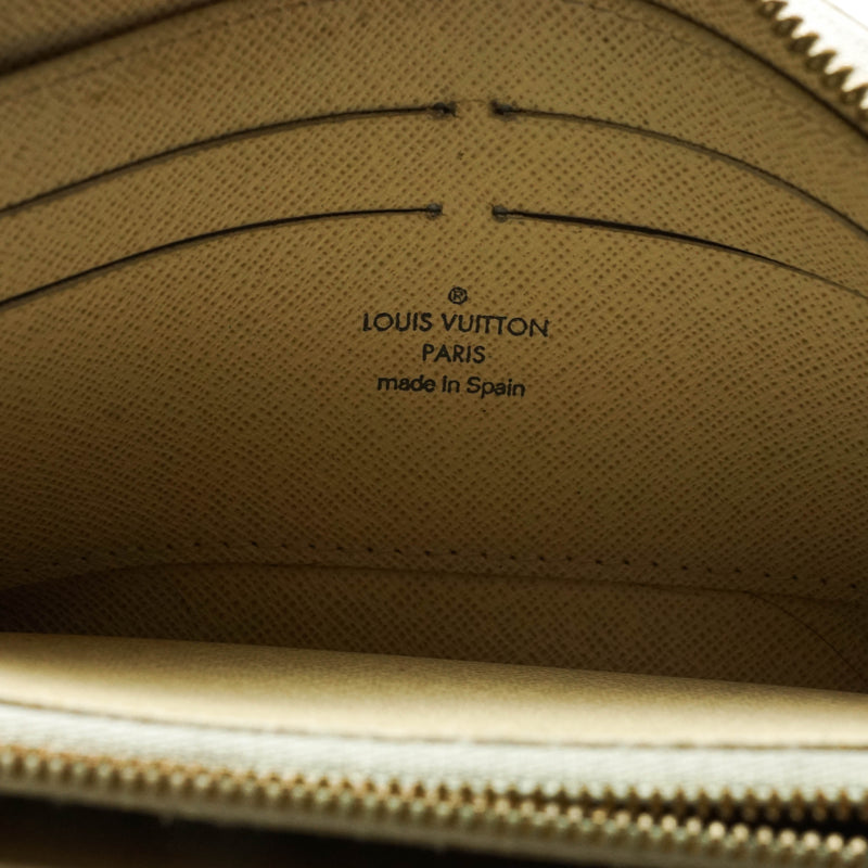 Louis Vuitton Porte Zippy Wallet