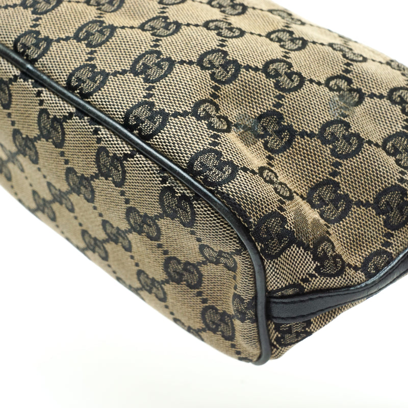 Pre-loved authentic Gucci Gg Accessories Pouch Canvas sale at jebwa.