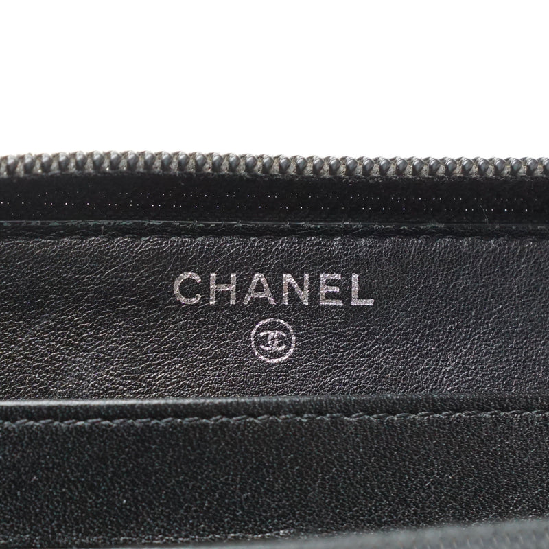 Pre-loved authentic Chanel Zippy Wallet Black Leather sale at jebwa.