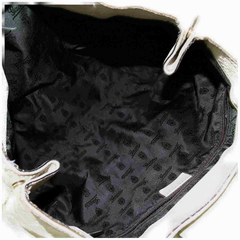 Pre-loved authentic Gucci Guccissima Shoulder Bag White sale at jebwa