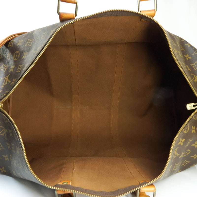 Pre-loved authentic Louis Vuitton Keepall 60 sale at jebwa.