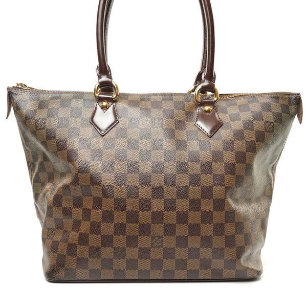 Pre-loved authentic Louis Vuitton Saleya Mm Shoulder sale at jebwa