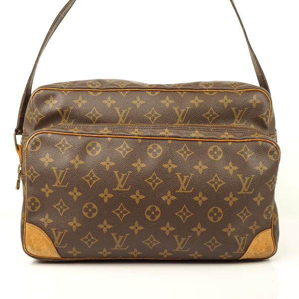 Pre-loved authentic Louis Vuitton Nile Gm Crossbody Bag sale at jebwa.