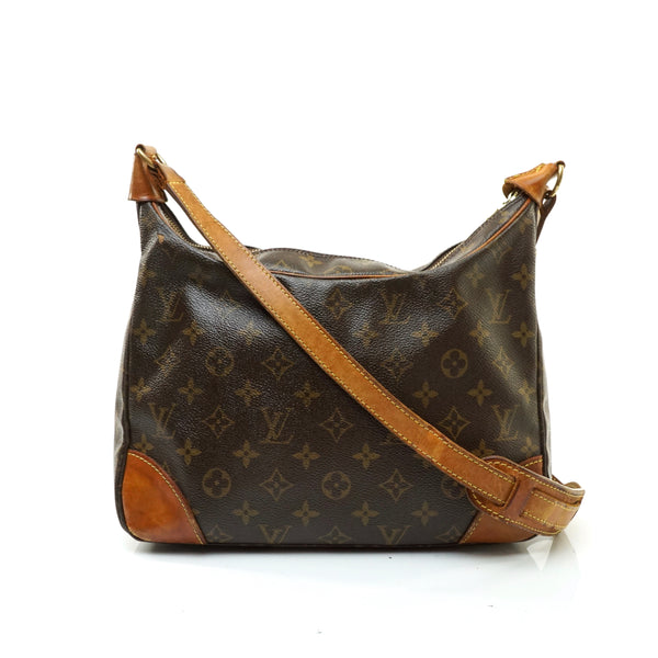 Louis Vuitton Boulogne 30 Shoulder Bag