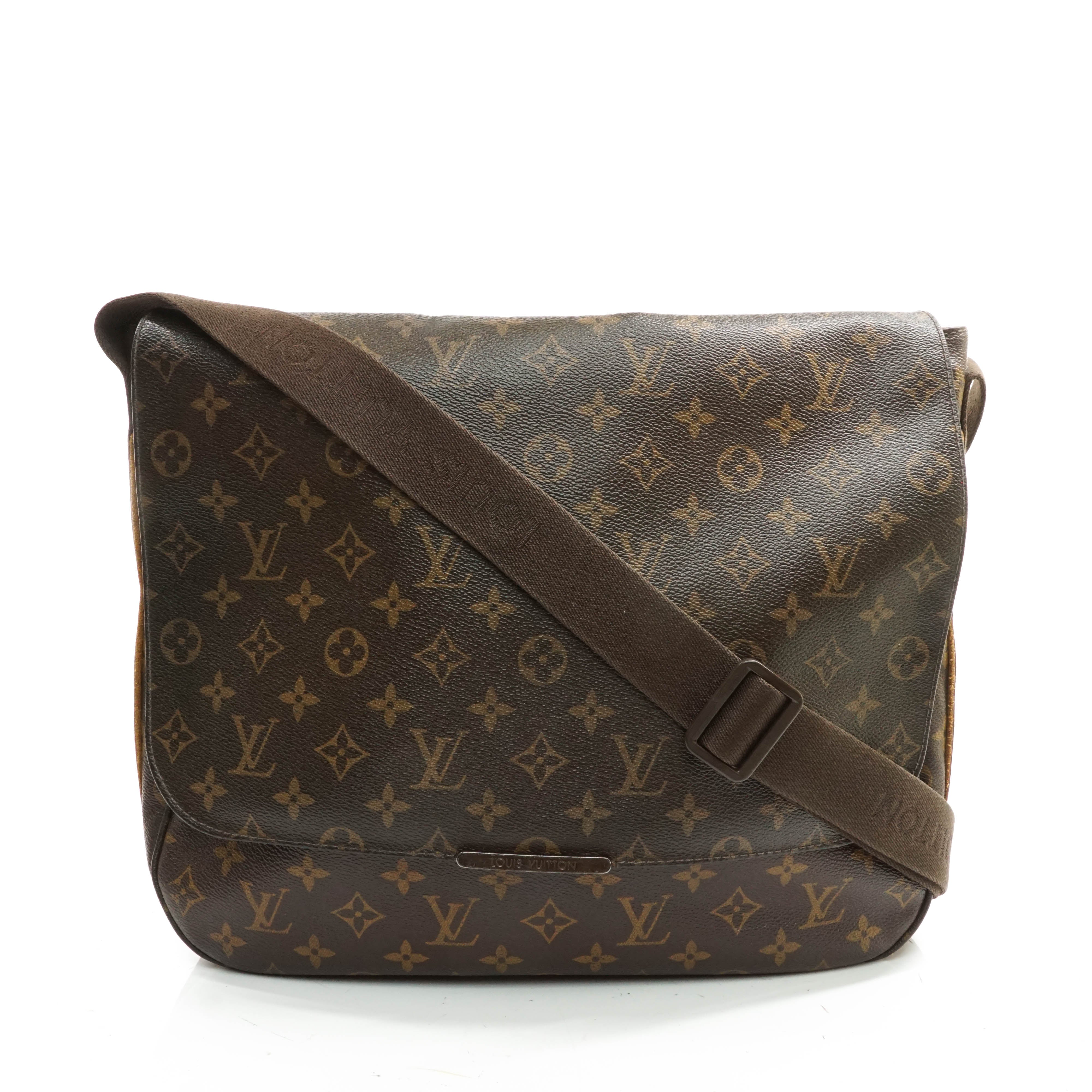 Louis Vuitton Monogram Beaubourg GM - Brown Crossbody Bags