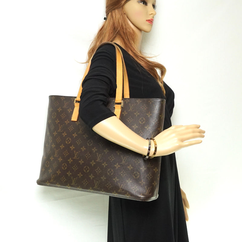 Louis Vuitton - Authenticated Luco Handbag - Leather Brown for Women, Very Good Condition