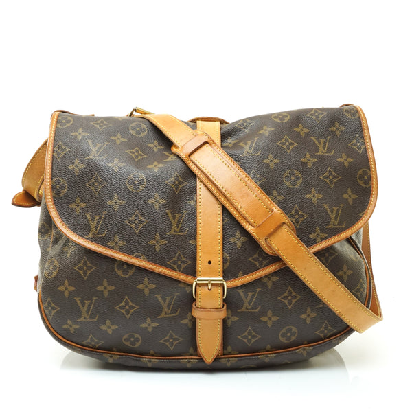 Pre-loved authentic Louis Vuitton Saumur 35 Messenger sale at jebwa.