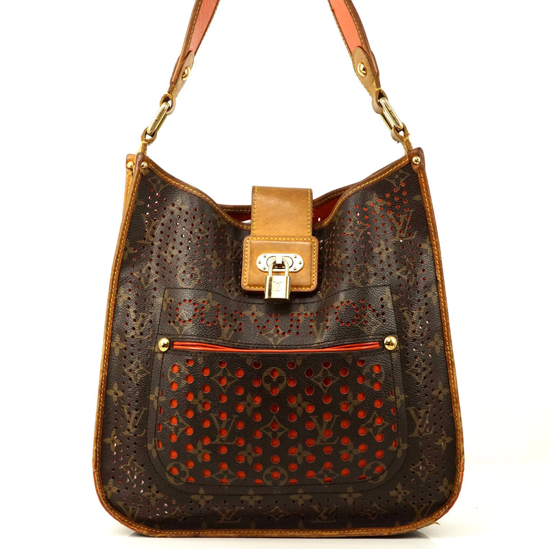 Pre-loved authentic Louis Vuitton Musette Perfo sale at jebwa