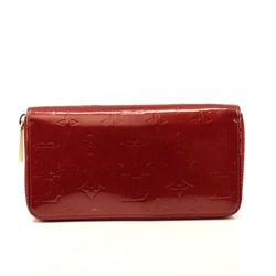 Pre-loved authentic Louis Vuitton Zippy Wallet Red sale at jebwa.