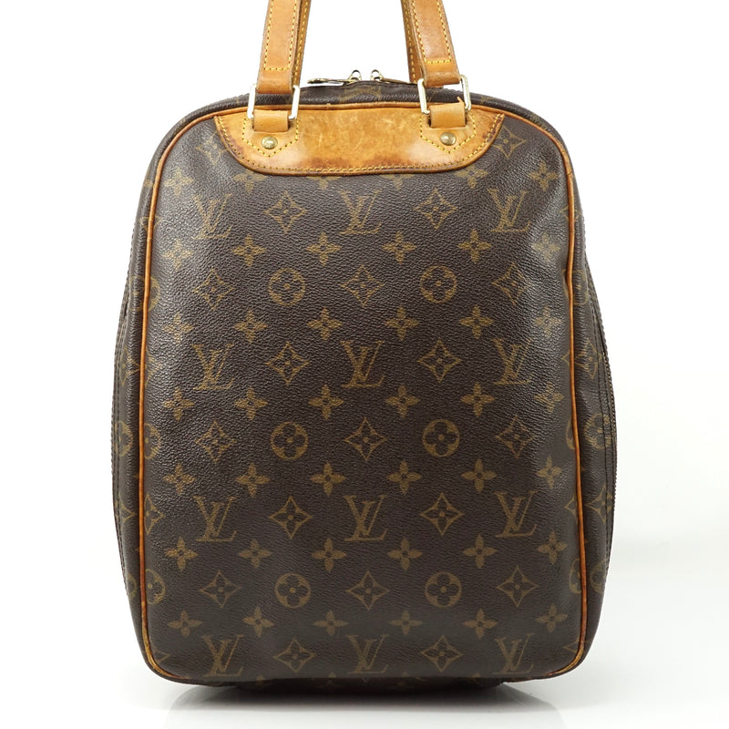 Pre-loved authentic Louis Vuitton Excursion Handbag sale at jebwa.