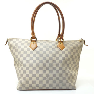 Pre-loved authentic Louis Vuitton Saleya Mm Shoulder sale at jebwa.