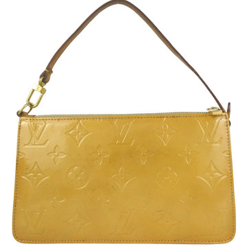 Pre-loved authentic Louis Vuitton Lexington Pouch sale at jebwa.