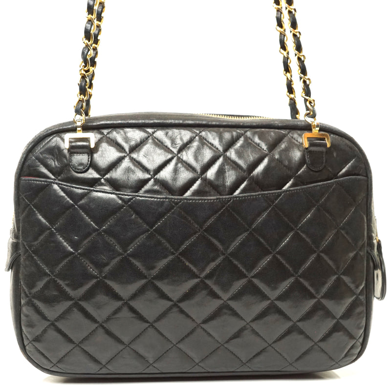 Pre-loved authentic Chanel Quilted Crossbody Bag Black sale at jebwa