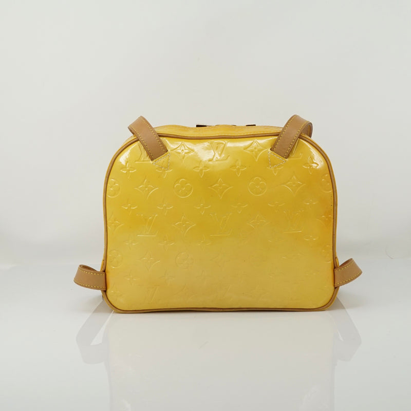 Pre-loved authentic Louis Vuitton Murray Yellow Vernis sale at jebwa