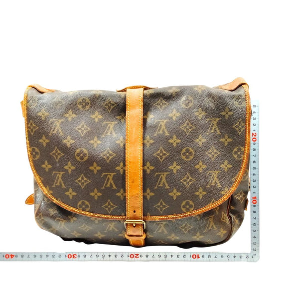 Louis Vuitton Saumur 35 Crossbody
