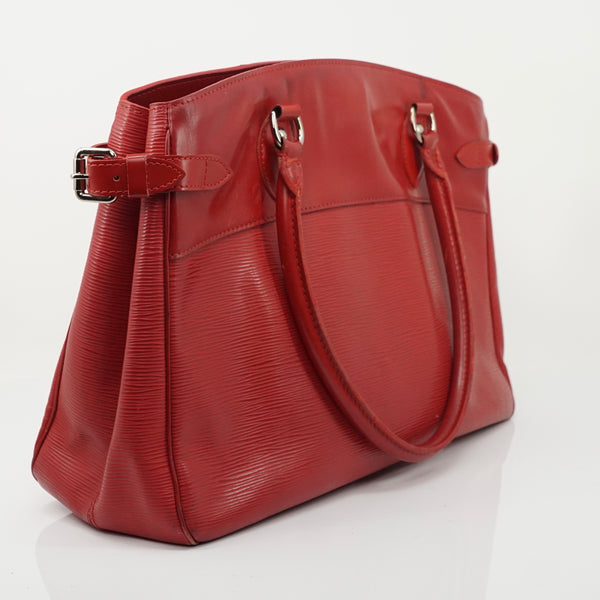 Pre-loved authentic Louis Vuitton Epi Passy Gm Shoulder sale at jebwa