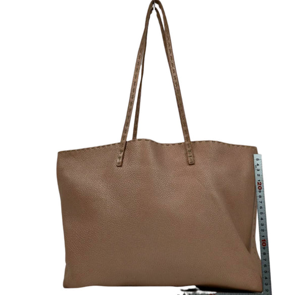 Pre-loved authentic Fendi Selleria Tote Bag Pink sale at jebwa.