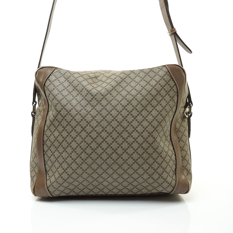 Pre-loved authentic Gucci Shoulder Bag Brown Coated sale at jebwa.