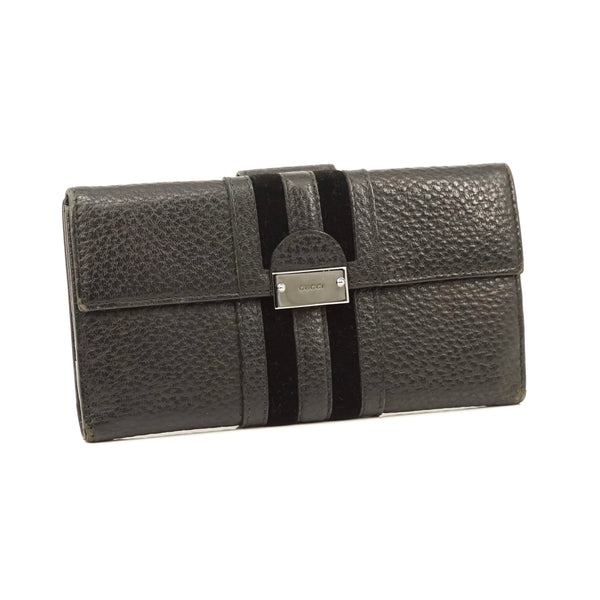 Pre-loved authentic Gucci Wallet Black Leather sale at jebwa.