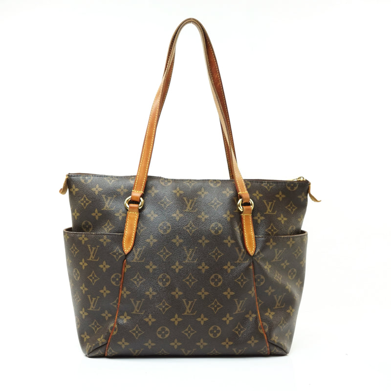 Pre-loved authentic Louis Vuitton Totally Pm Tote Bag sale at jebwa.