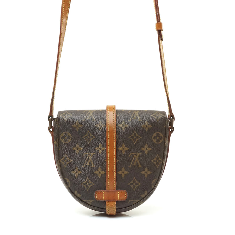 Pre-loved authentic Louis Vuitton Chantilly Pm sale at jebwa.