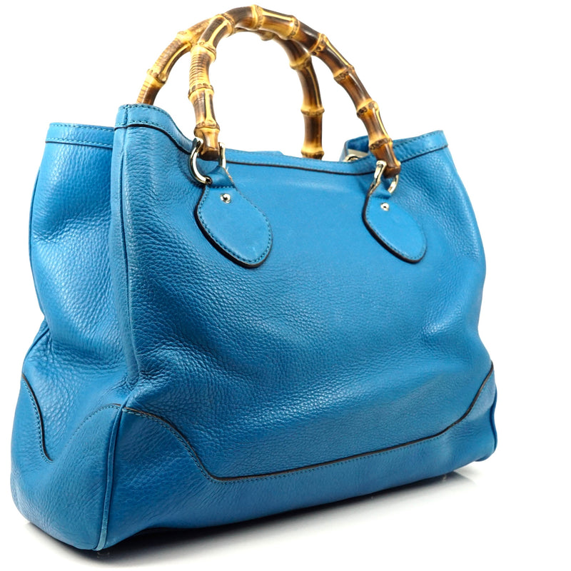 Pre-loved authentic Gucci Hand Bag Blue Leather sale at jebwa