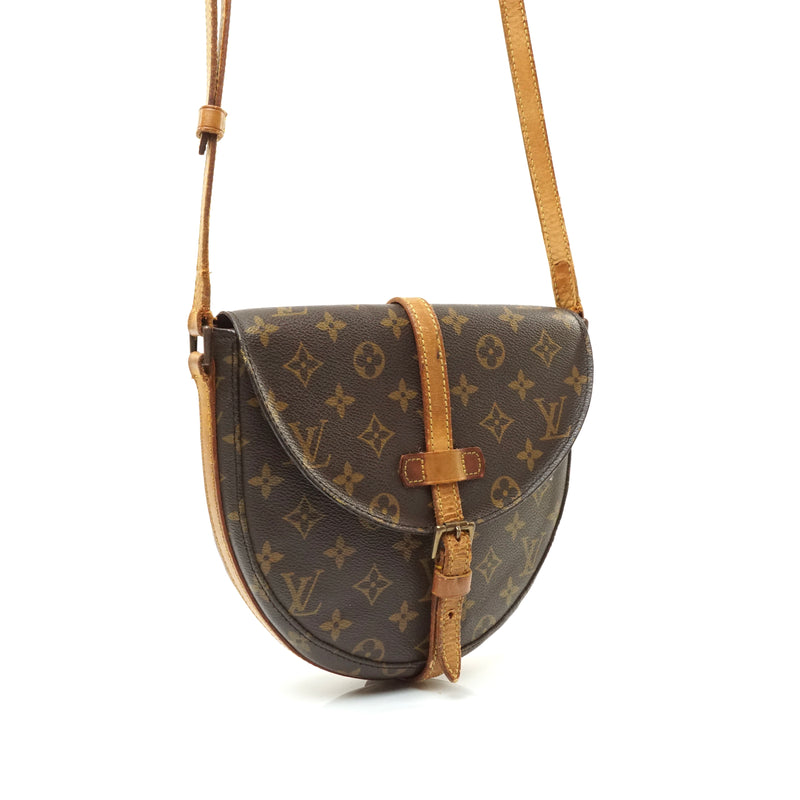 Pre-loved authentic Louis Vuitton Chantilly Mm sale at jebwa.