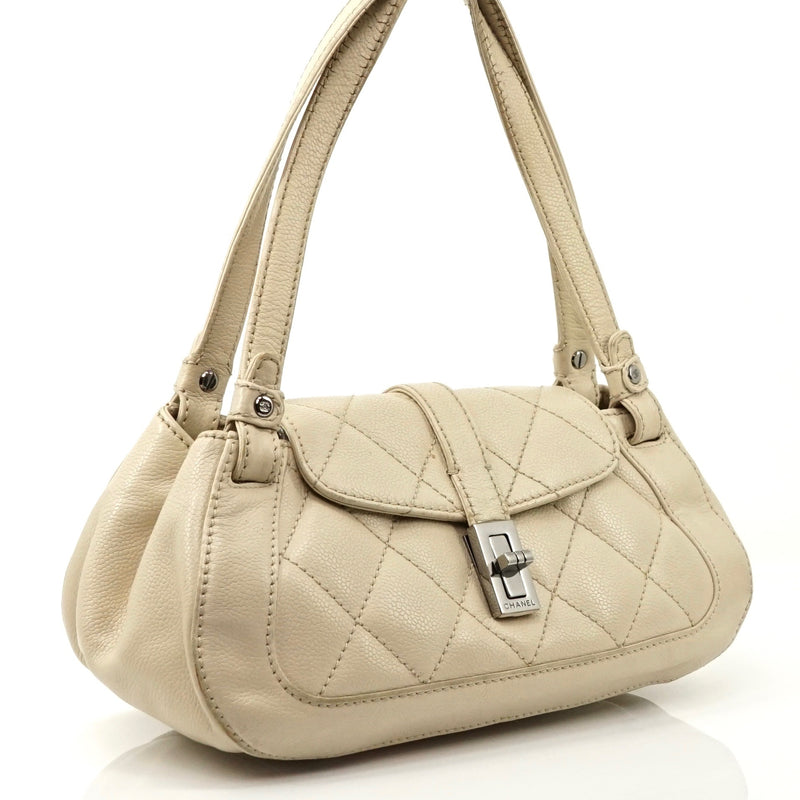 Pre-loved authentic Chanel Matelasse Shoulder Bag sale at jebwa