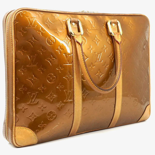 Pre-loved authentic Louis Vuitton Van Damme Business sale at jebwa