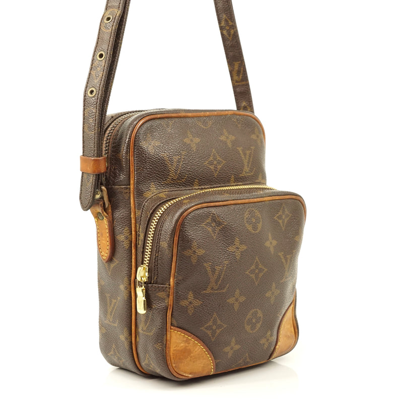 Pre-loved authentic Louis Vuitton Amazon Pm Crossbody sale at jebwa