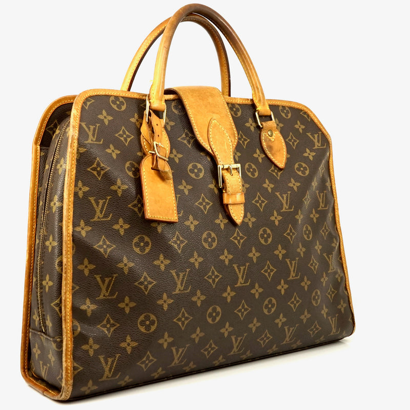 Pre-loved authentic Louis Vuitton Rivoli Business Hand sale at jebwa.
