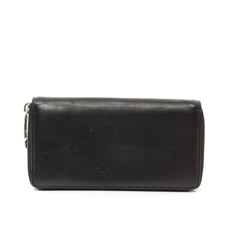 Pre-loved authentic Gucci Zippy Wallet Black Leather sale at jebwa