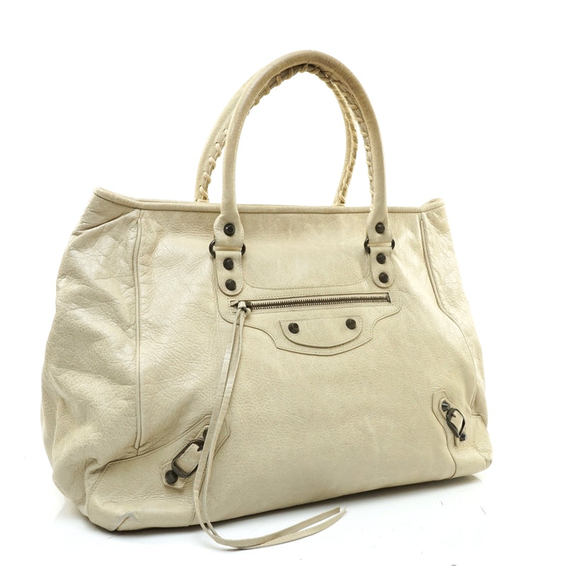 Pre-loved authentic Balenciaga The Sunday Hand Bag sale at jebwa.