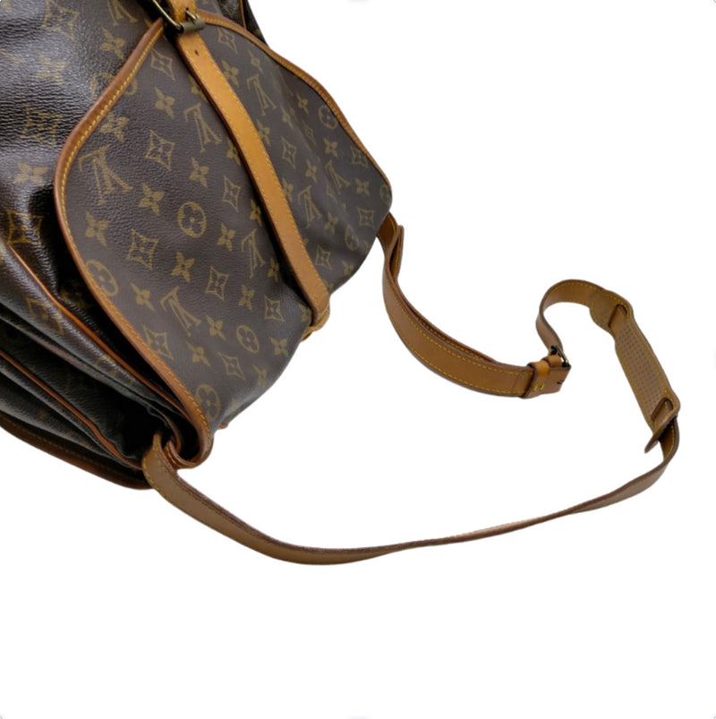 Louis Vuitton Saumur 35 Crossbody