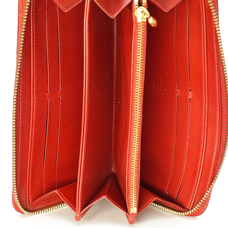 Louis Vuitton Zippy Wallet Red