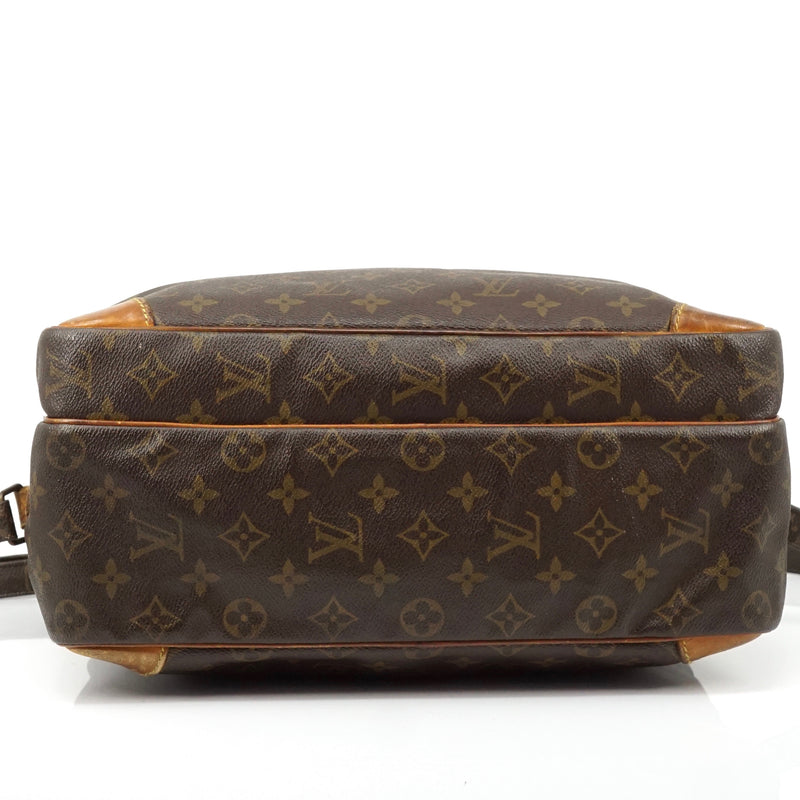 Pre-loved authentic Louis Vuitton Nile Gm Crossbody Bag sale at jebwa