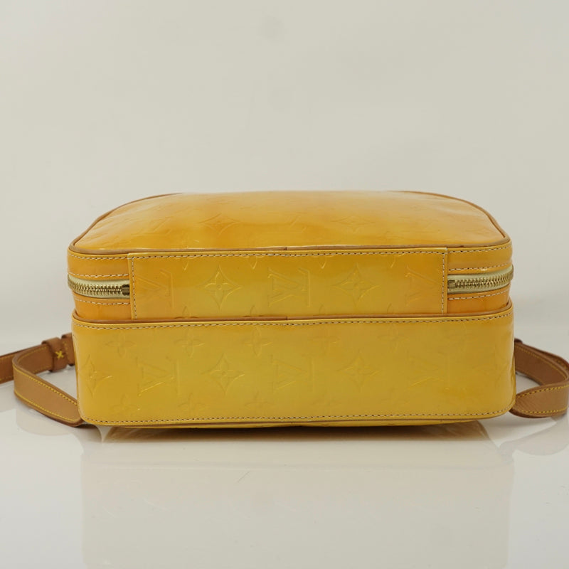 Pre-loved authentic Louis Vuitton Murray Yellow Vernis sale at jebwa