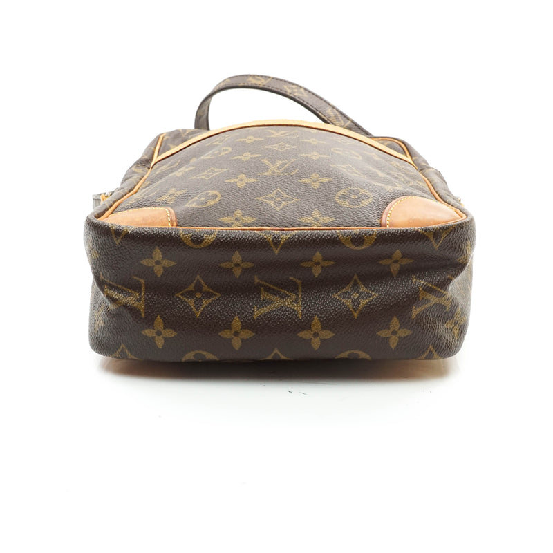 Louis Vuitton Danube Mm Cross Body