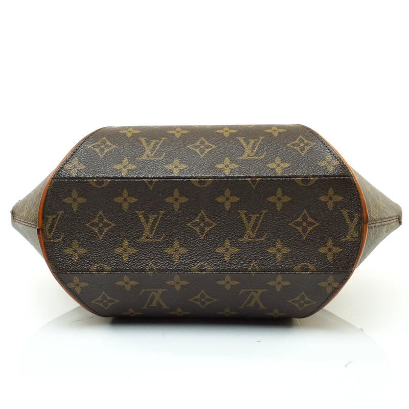Pre-loved authentic Louis Vuitton Ellipse Mm Hand Bag sale at jebwa.