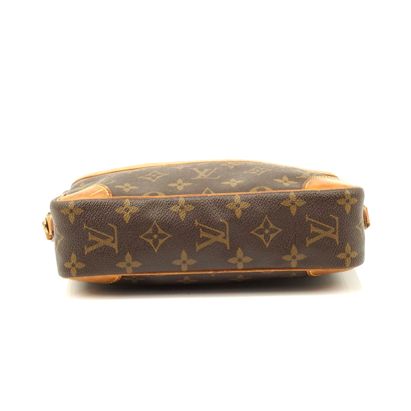Louis-Vuitton-Monogram-Trocadero-23-Shoulder-Bag-M51276