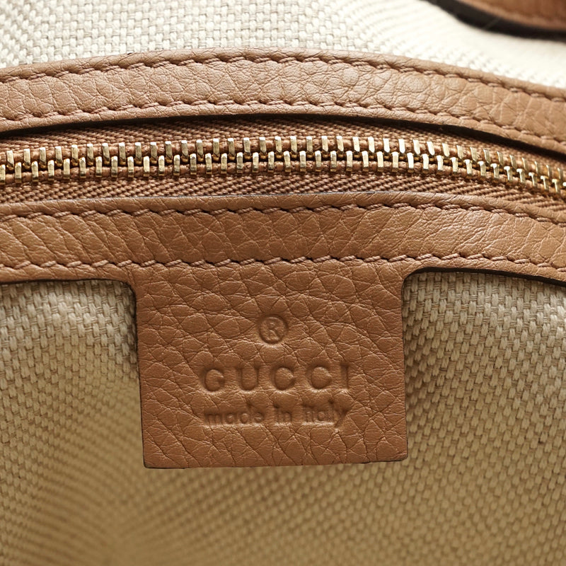 Pre-loved authentic Gucci Soho Tote Bag Cream Canvas sale at jebwa