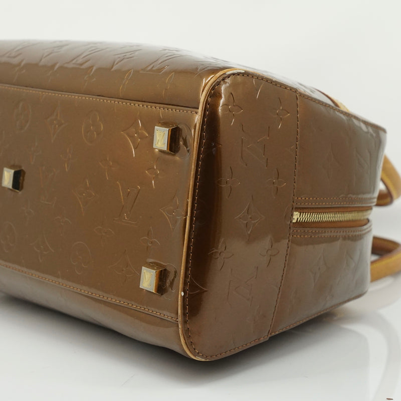 Pre-loved authentic Louis Vuitton Tompkins Square sale at jebwa