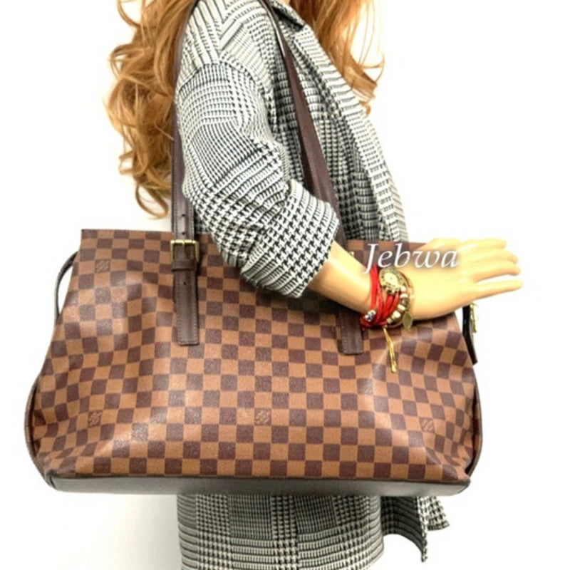 Louis Vuitton Chelsea Brown Gold Plated Handbag (Pre-Owned)