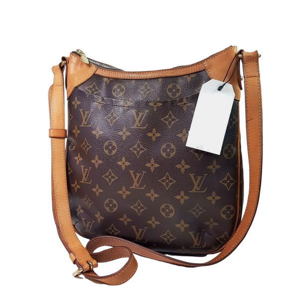 Pre-loved authentic Louis Vuitton Odeon Pm Crossbody sale at jebwa