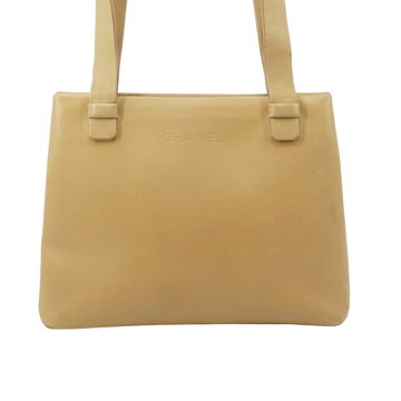 Pre-loved authentic Chanel Leather Beige Tote Bag sale at jebwa